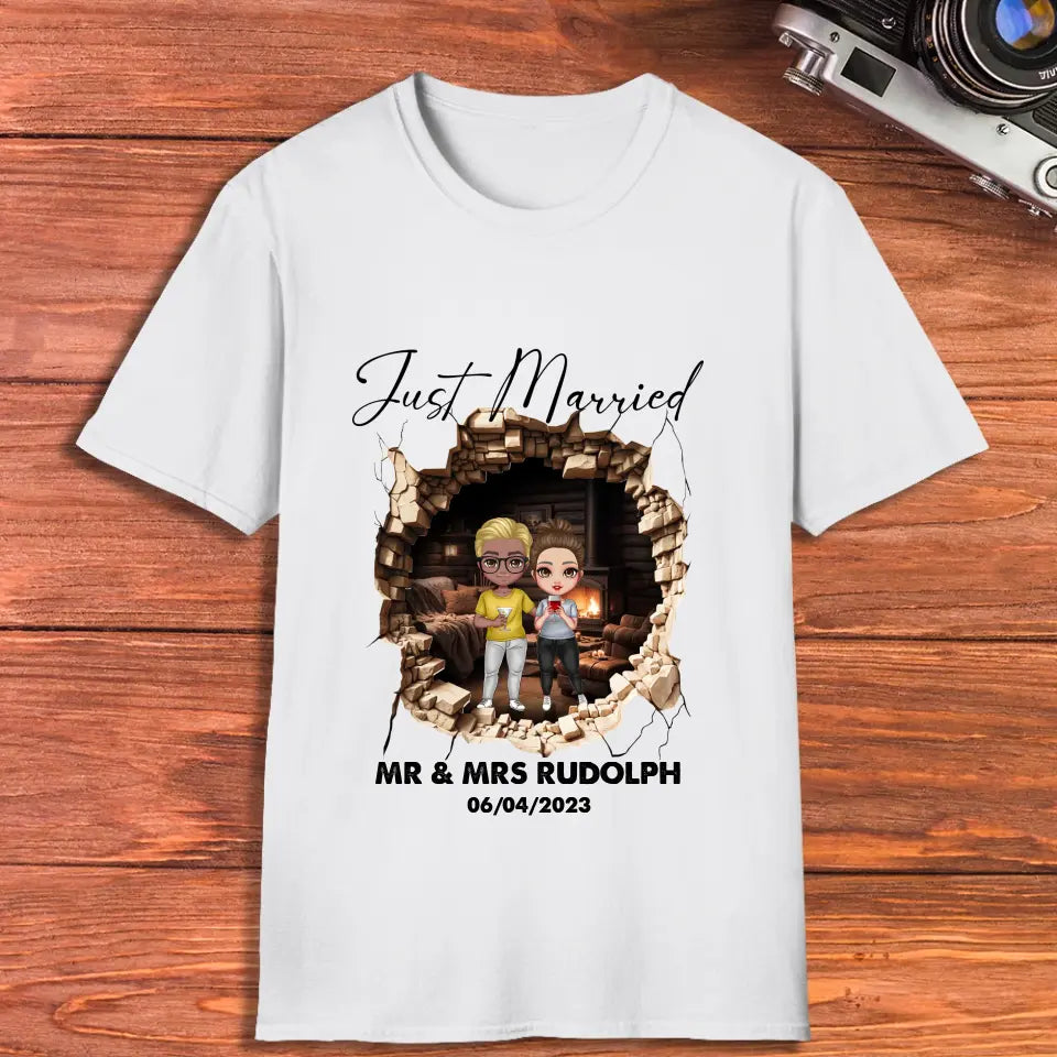 Just Married - Custom Name - Personalized Gifts for Couples - Unisex T-Shirt