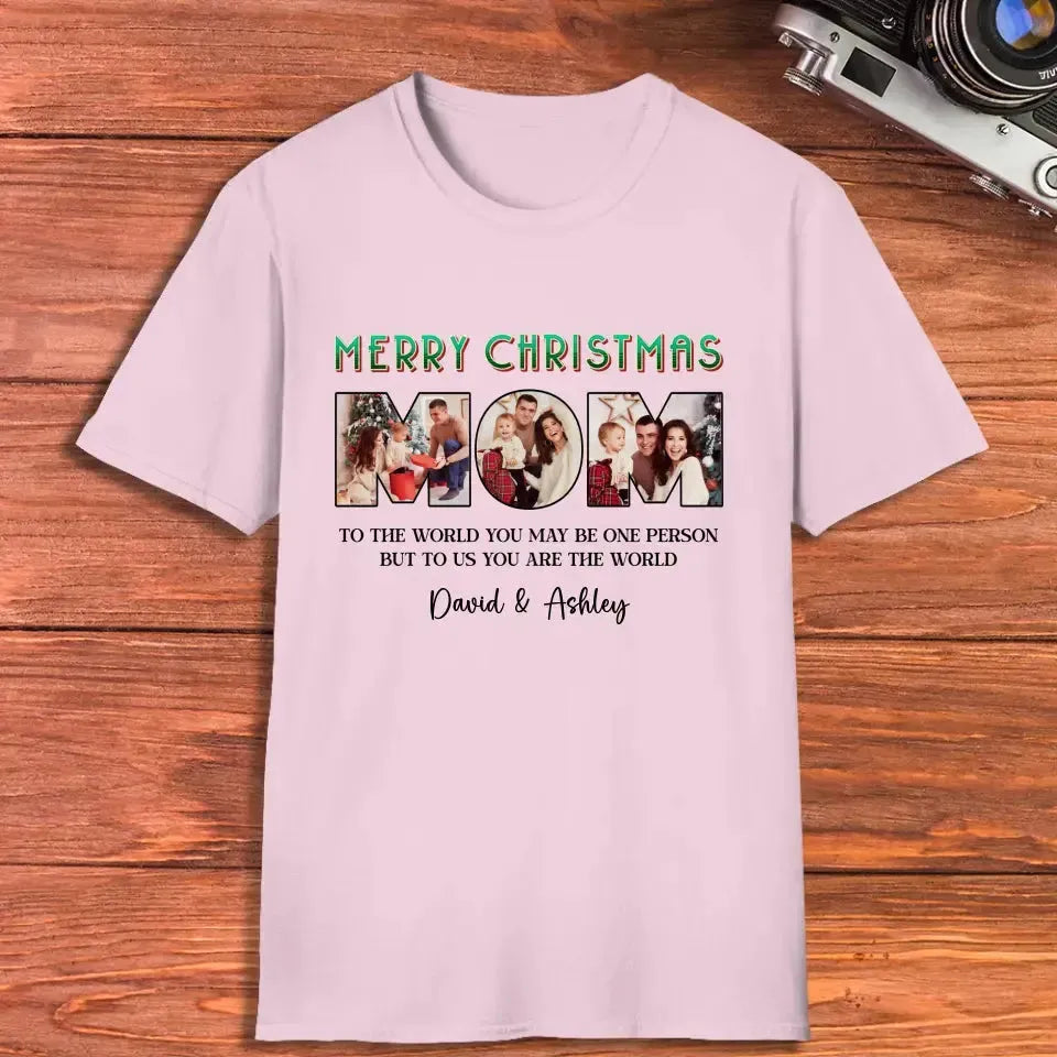 Merry Christmas Mom - Custom Name - Personalized Gifts For Mom - T-shirt