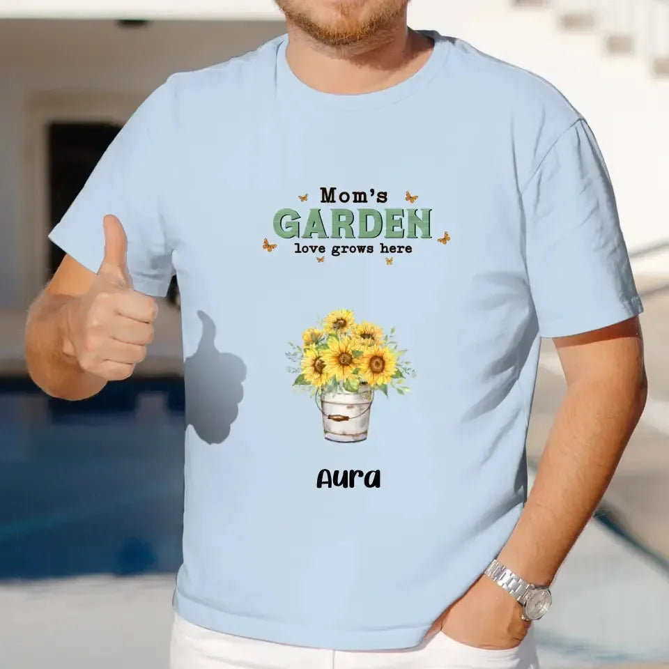 Mom Garden Love Grows Here  - Custom Name - Personalized Gifts For Mom - T-Shirt