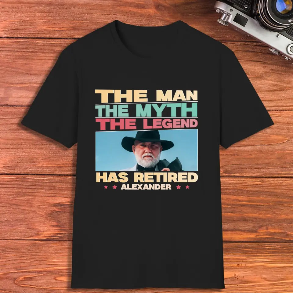 Retired Grandpa - Custom Photo - Personalized Gifts For Grandpa - T-Shirt