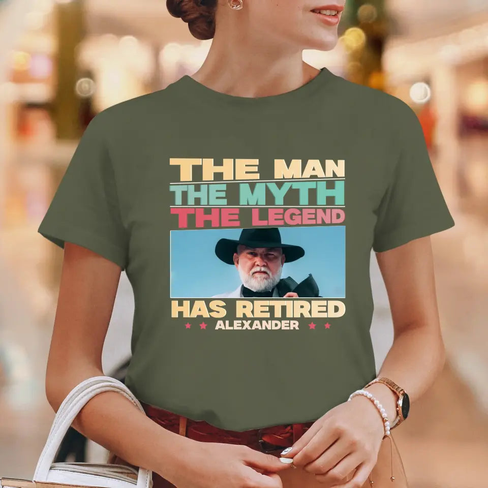 Retired Grandpa - Custom Photo - Personalized Gifts For Grandpa - T-Shirt