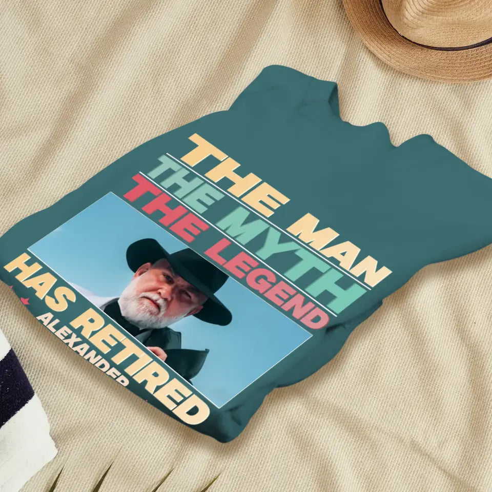 Retired Grandpa - Custom Photo - Personalized Gifts For Grandpa - T-Shirt