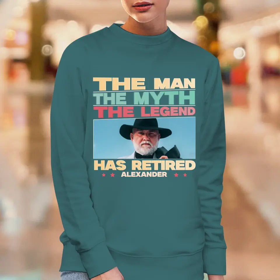 Retired Grandpa - Custom Photo - Personalized Gifts For Grandpa - T-Shirt