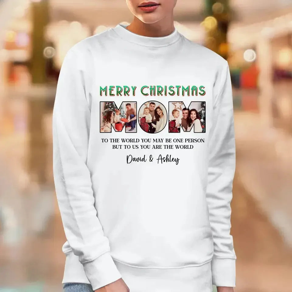 Merry Christmas Mom - Custom Name - Personalized Gifts For Mom - T-shirt