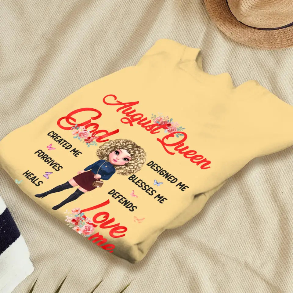 August Queen - Custom Month - Personalized Gifts For Mom - T-Shirt