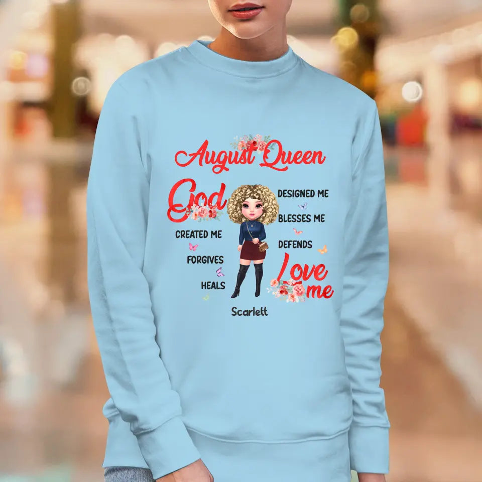 August Queen - Custom Month - Personalized Gifts For Mom - T-Shirt