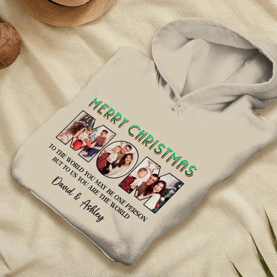 Merry Christmas Mom - Custom Name - Personalized Gifts For Mom - T-shirt