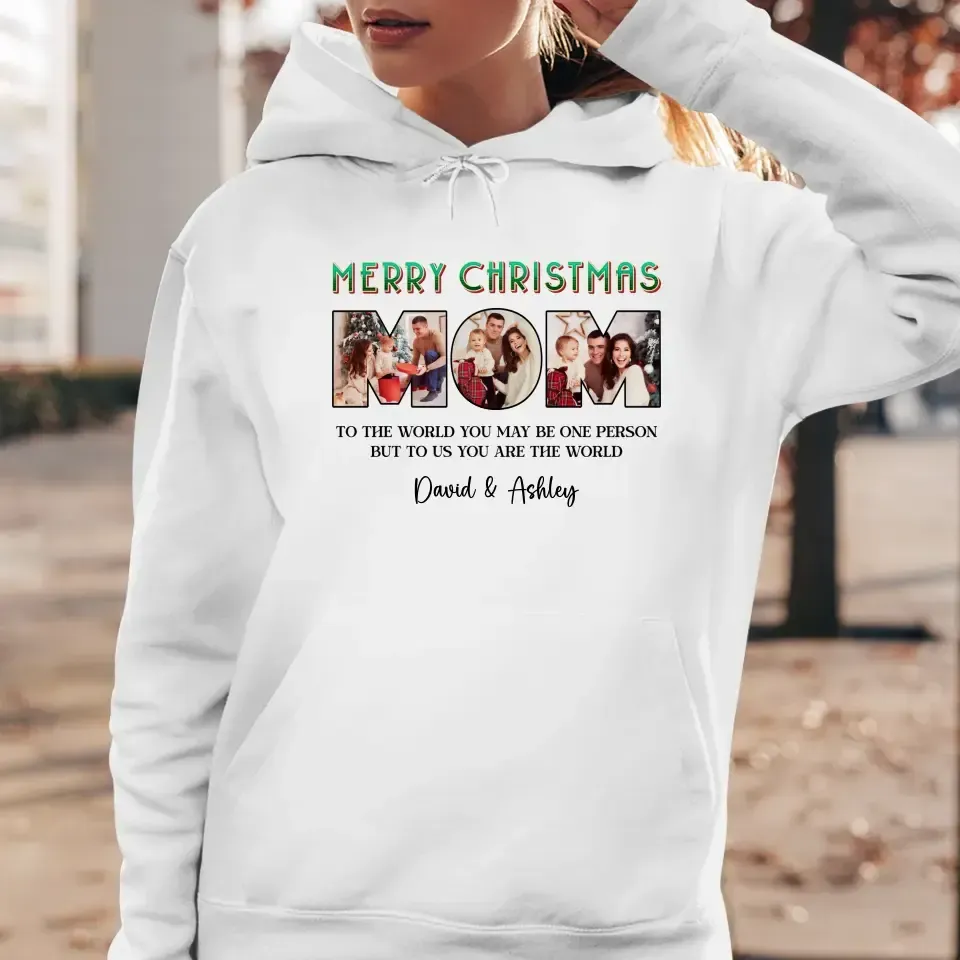 Merry Christmas Mom - Custom Name - Personalized Gifts For Mom - T-shirt