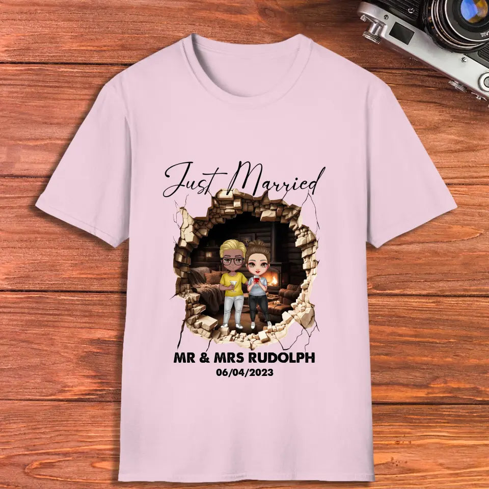 Just Married - Custom Name - Personalized Gifts for Couples - Unisex T-Shirt
