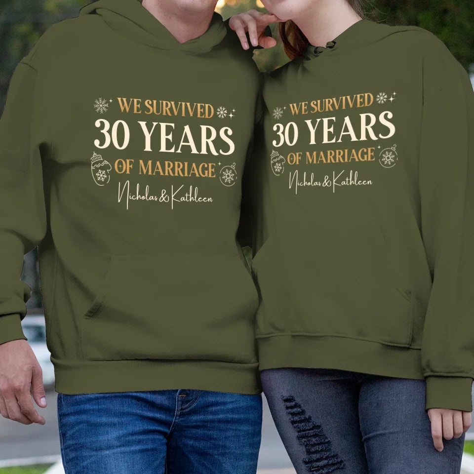 We Survived Many Years Of Marriage In Christmas Theme - Personalized Gift For Couples - Unisex Hoodie