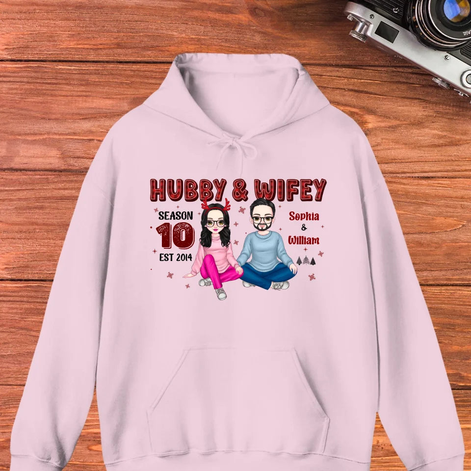 Hubby And Wifey With Christmas Plaid - Custom Name - Personalized Gift For Couples - Unisex Hoodie