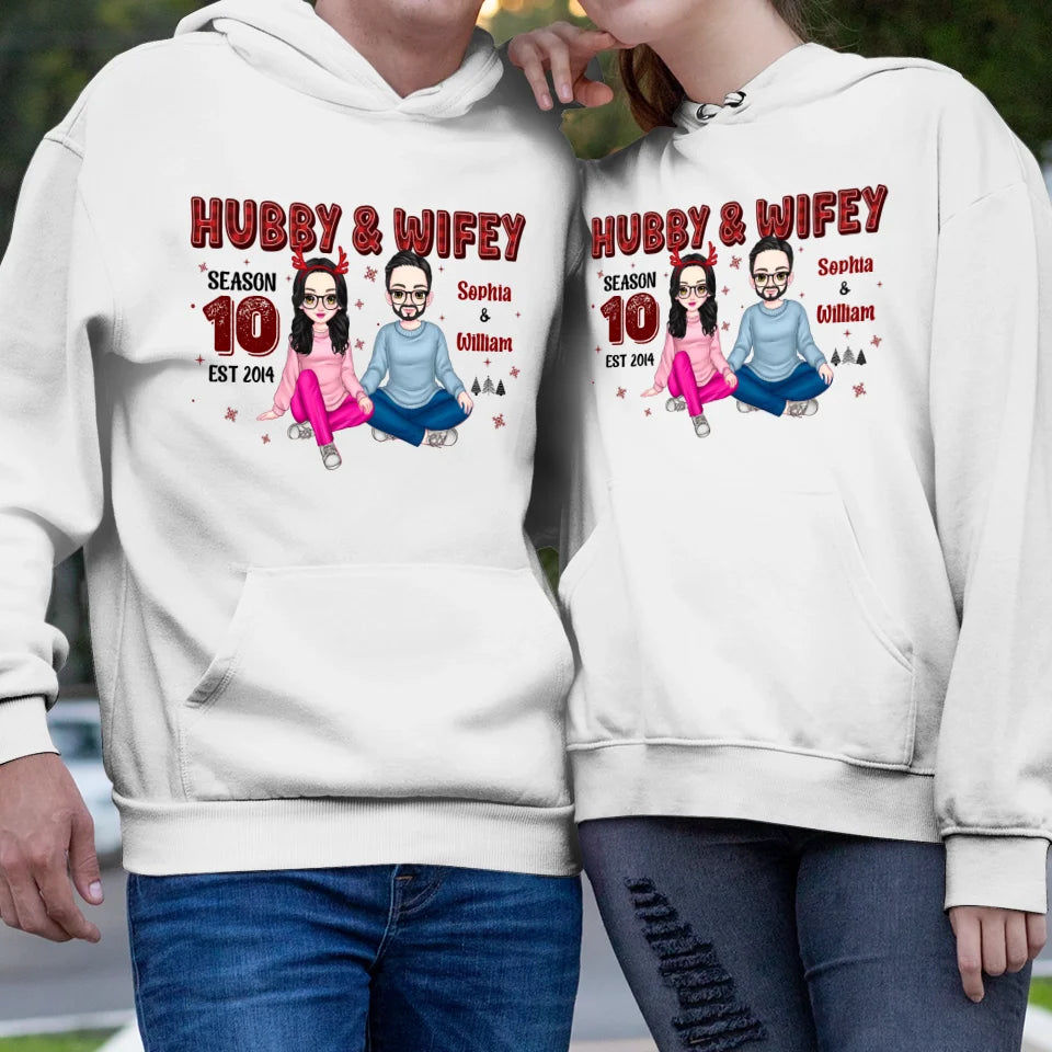 Hubby And Wifey With Christmas Plaid - Custom Name - Personalized Gift For Couples - Unisex Hoodie