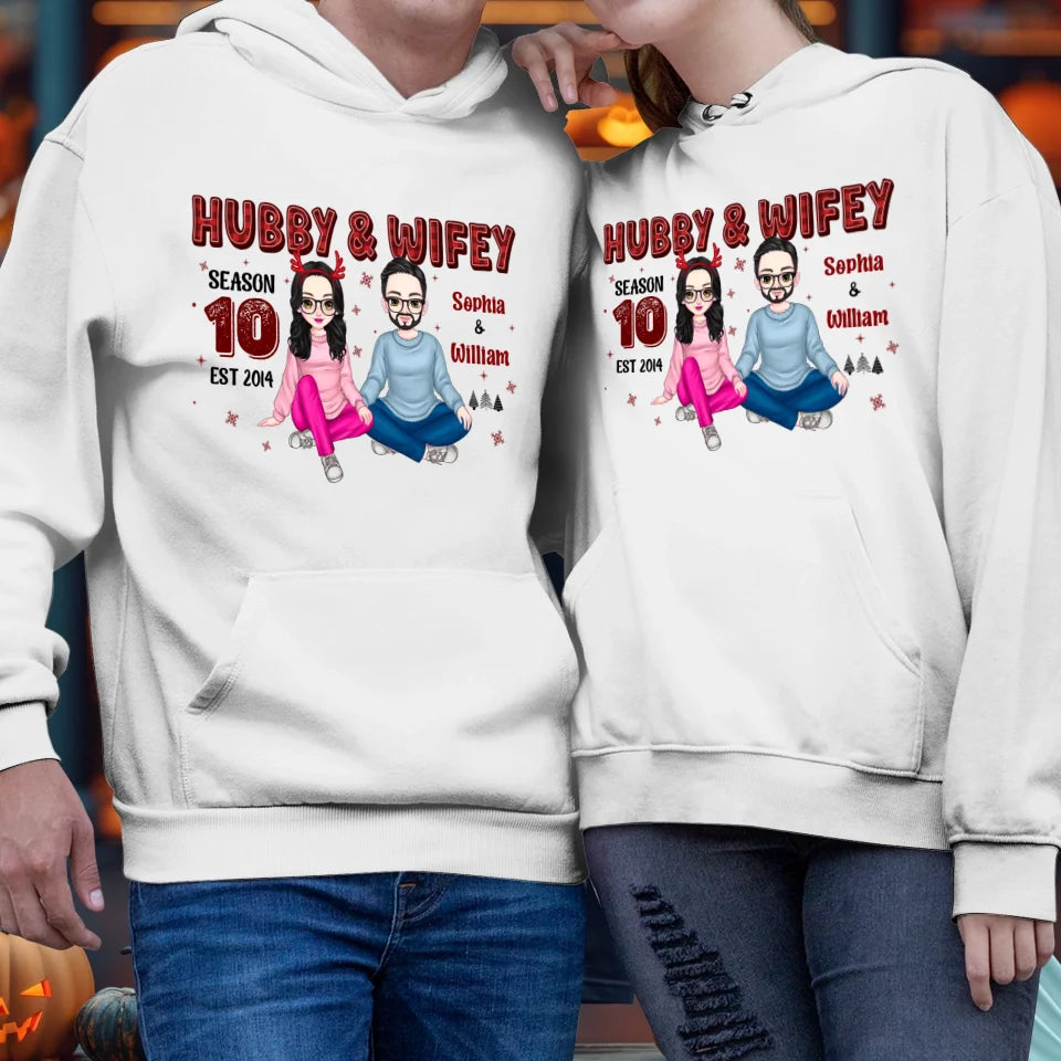 Hubby And Wifey With Christmas Plaid - Custom Name - Personalized Gift For Couples - Unisex Hoodie