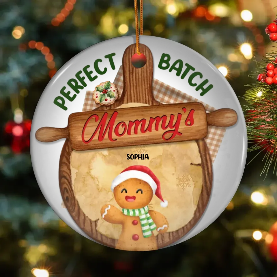 Mommy's Cookies Are Always A Favorite - Custom Name - Personalized Gift For Mom - Ornament