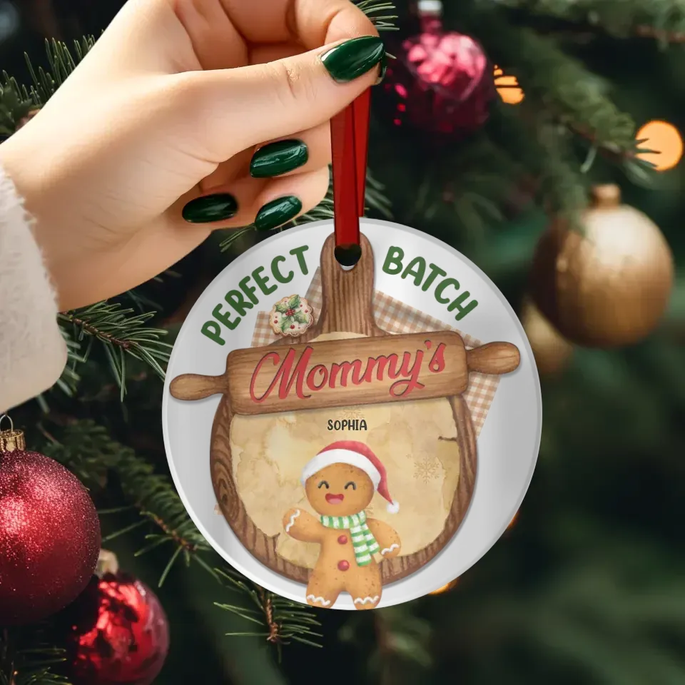 Mommy's Cookies Are Always A Favorite - Custom Name - Personalized Gift For Mom - Ornament