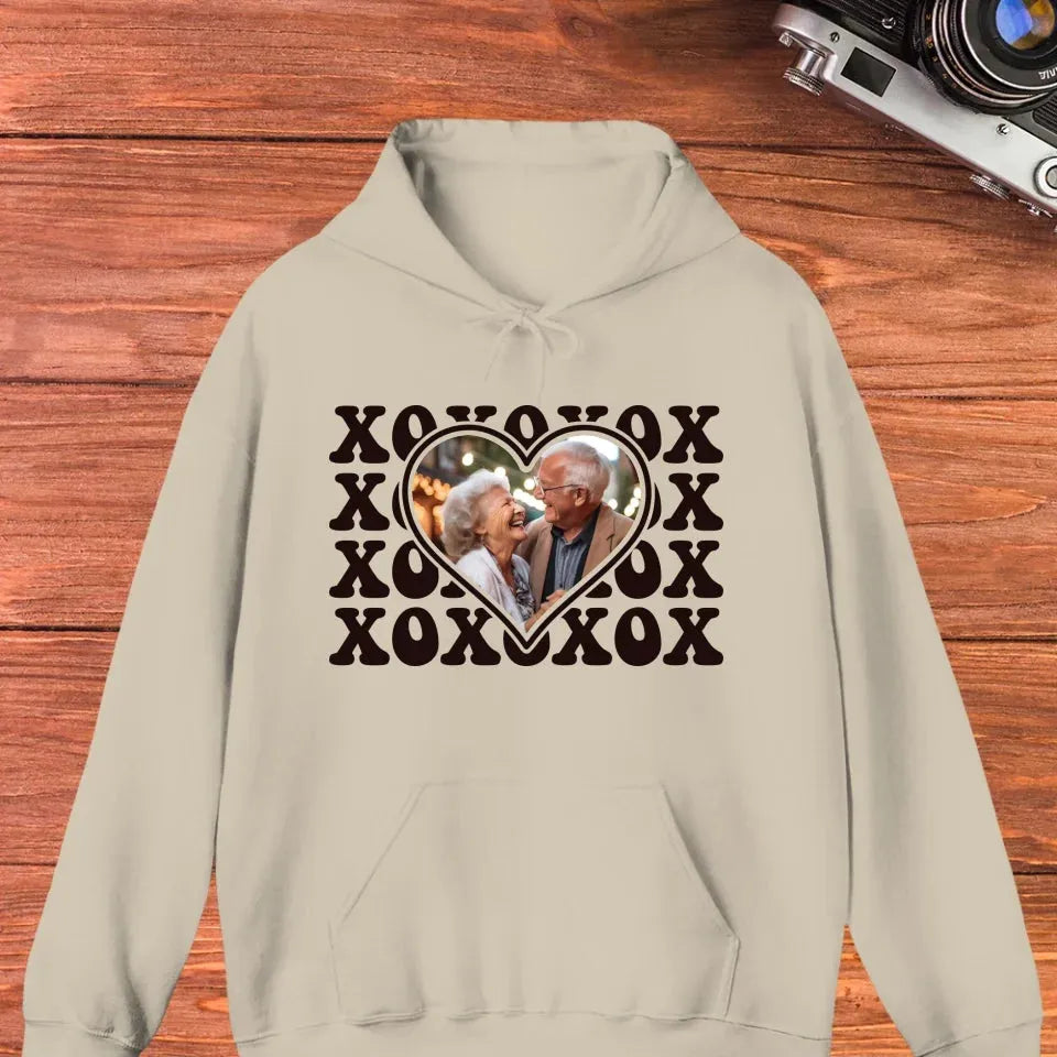 XOXO Symbolize Endless Love, Kisses For The Sweet Old Couple - Personalized Gifts For Couple - Unisex Hoodie