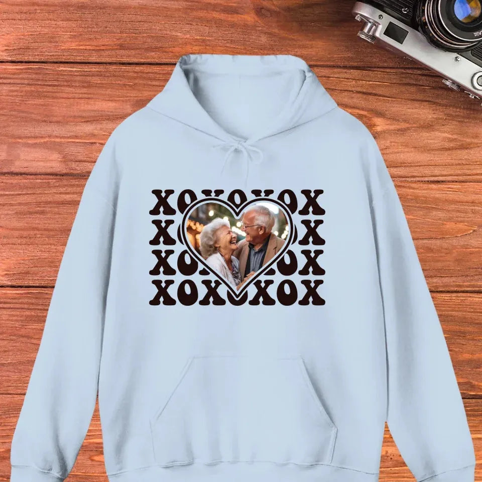 XOXO Symbolize Endless Love, Kisses For The Sweet Old Couple - Personalized Gifts For Couple - Unisex Hoodie