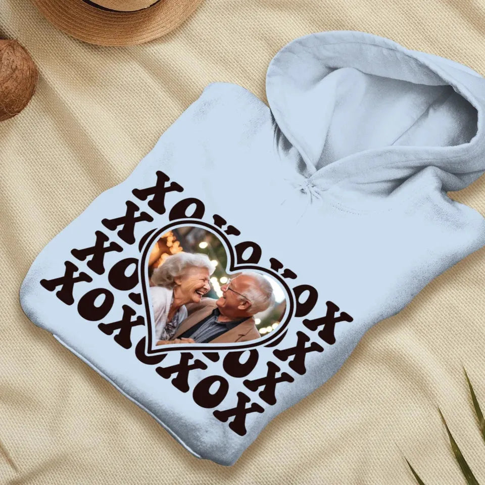 XOXO Symbolize Endless Love, Kisses For The Sweet Old Couple - Personalized Gifts For Couple - Unisex Hoodie