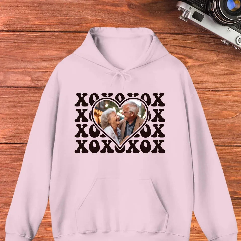 XOXO Symbolize Endless Love, Kisses For The Sweet Old Couple - Personalized Gifts For Couple - Unisex Hoodie