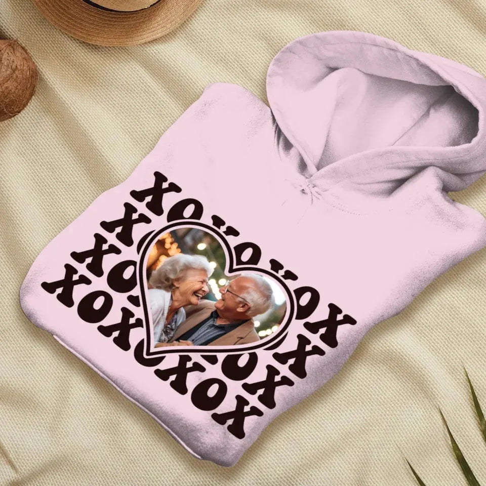 XOXO Symbolize Endless Love, Kisses For The Sweet Old Couple - Personalized Gifts For Couple - Unisex Hoodie