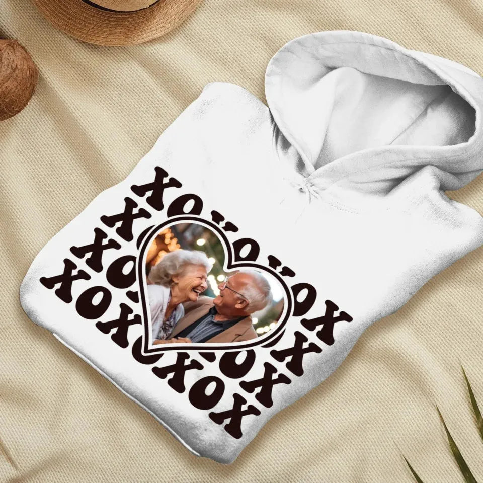 XOXO Symbolize Endless Love, Kisses For The Sweet Old Couple - Personalized Gifts For Couple - Unisex Hoodie