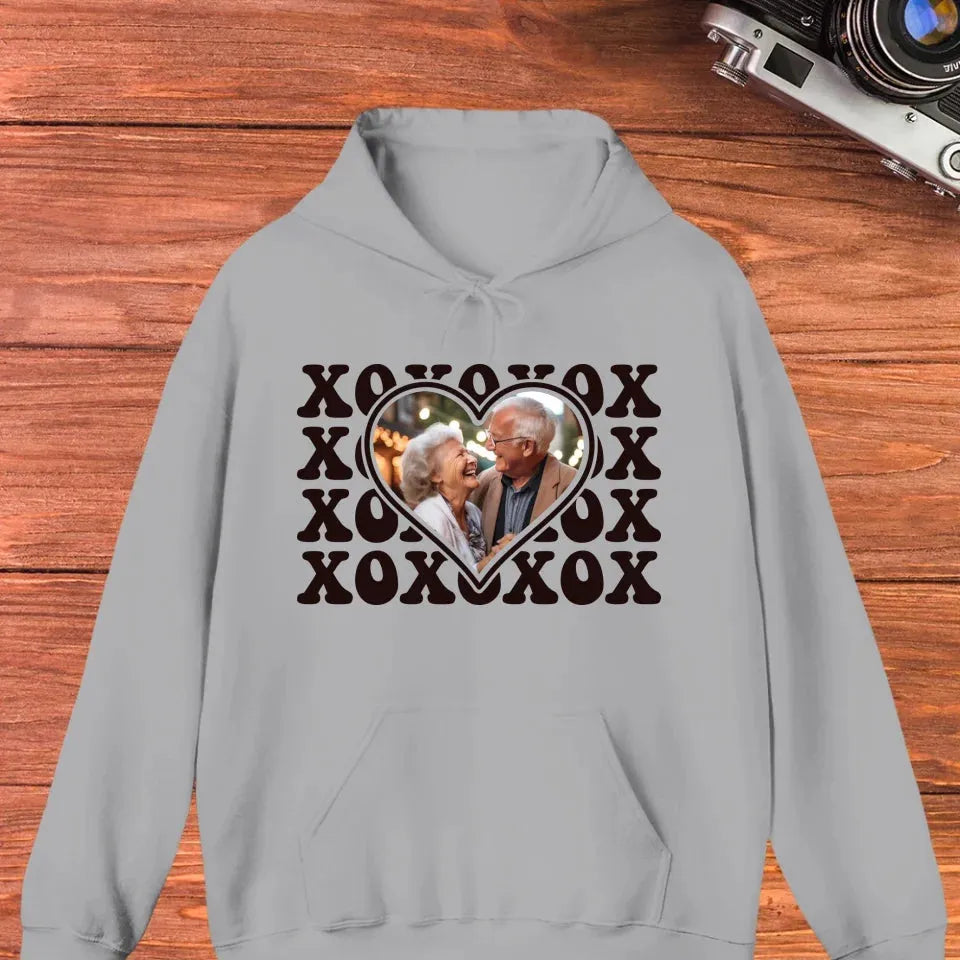 XOXO Symbolize Endless Love, Kisses For The Sweet Old Couple - Personalized Gifts For Couple - Unisex Hoodie