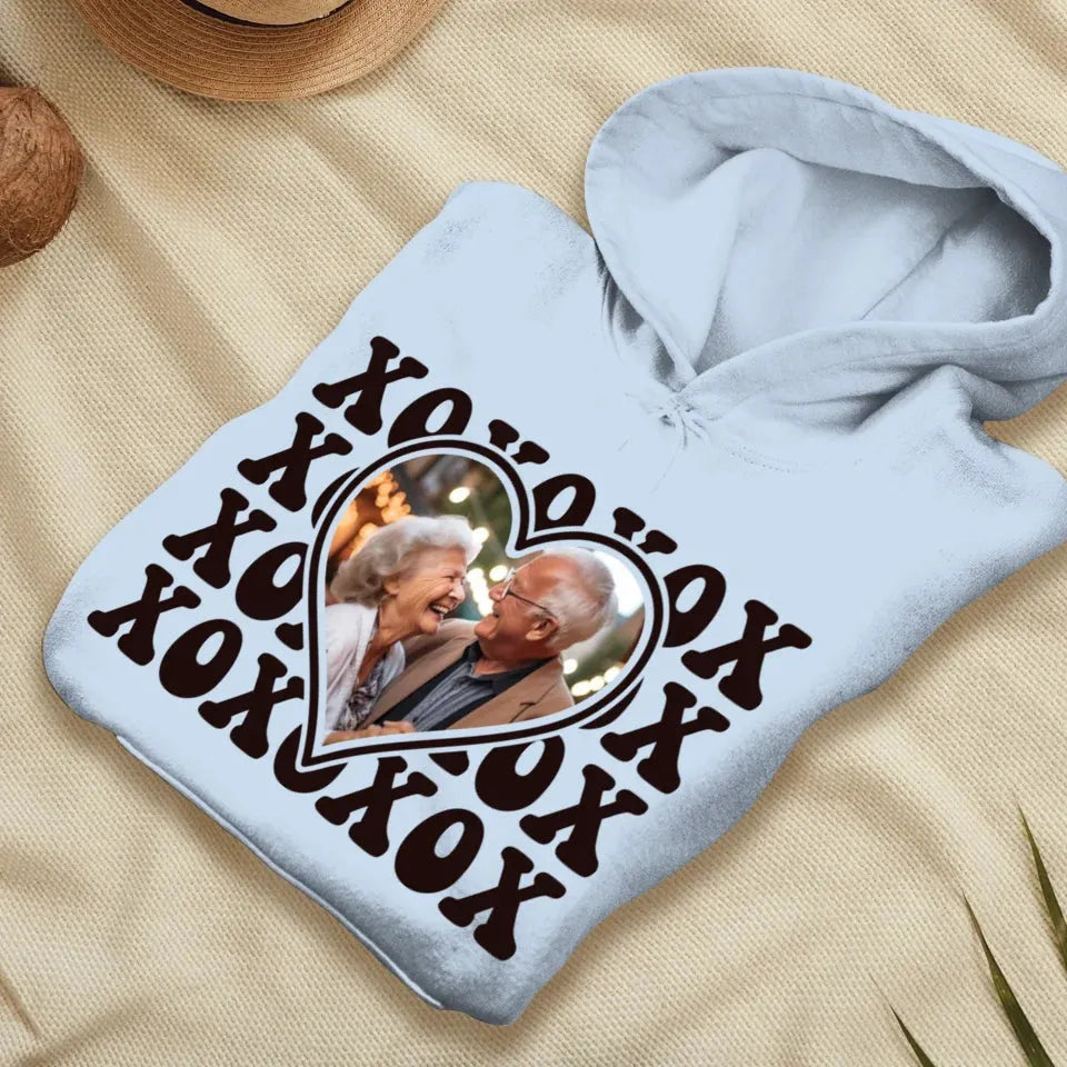 XOXO Symbolize Endless Love, Kisses For The Sweet Old Couple - Personalized Gifts For Couple - Unisex Hoodie