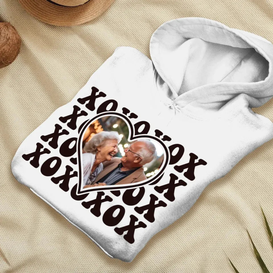 XOXO Symbolize Endless Love, Kisses For The Sweet Old Couple - Personalized Gifts For Couple - Unisex Hoodie