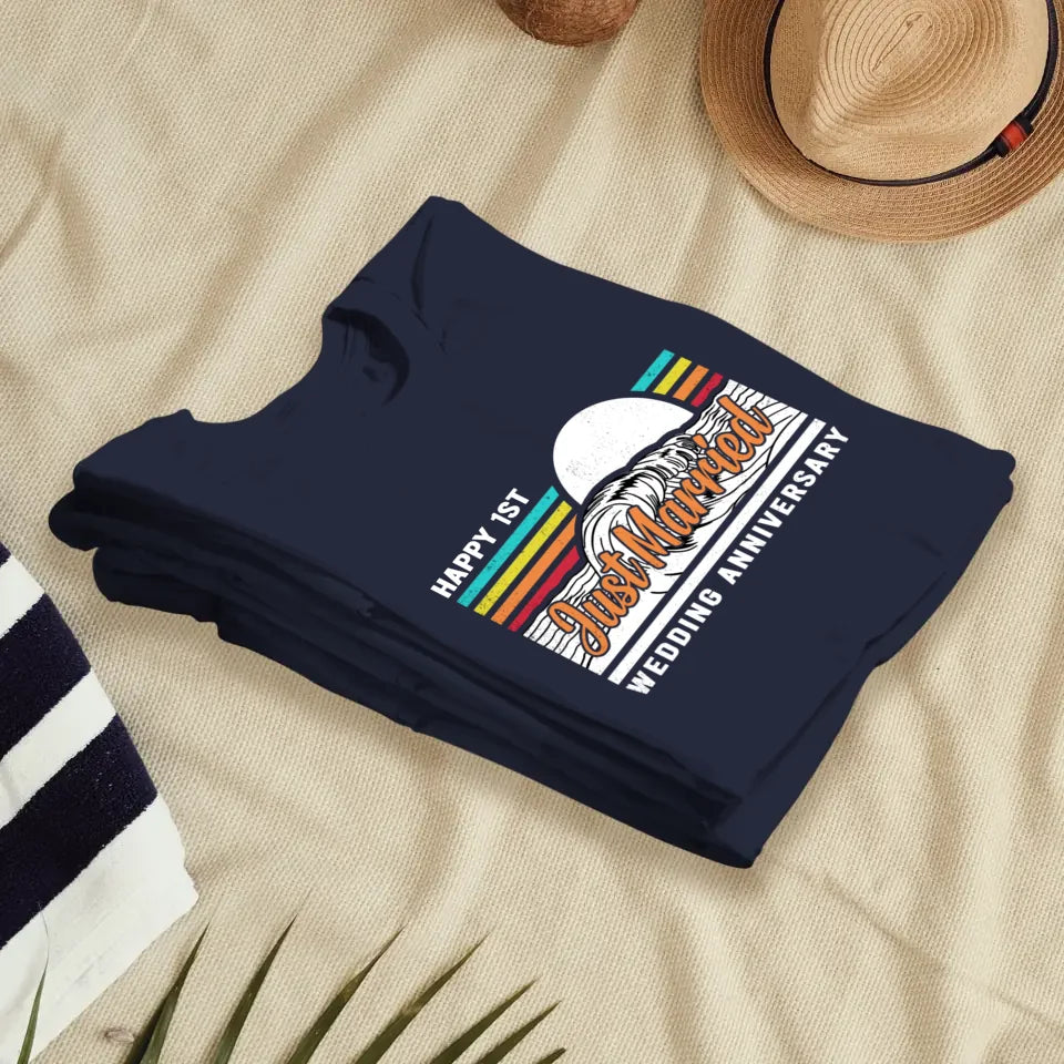 Just Married Retro - Personalized Gifts For Couples - Unisex T-Shirt