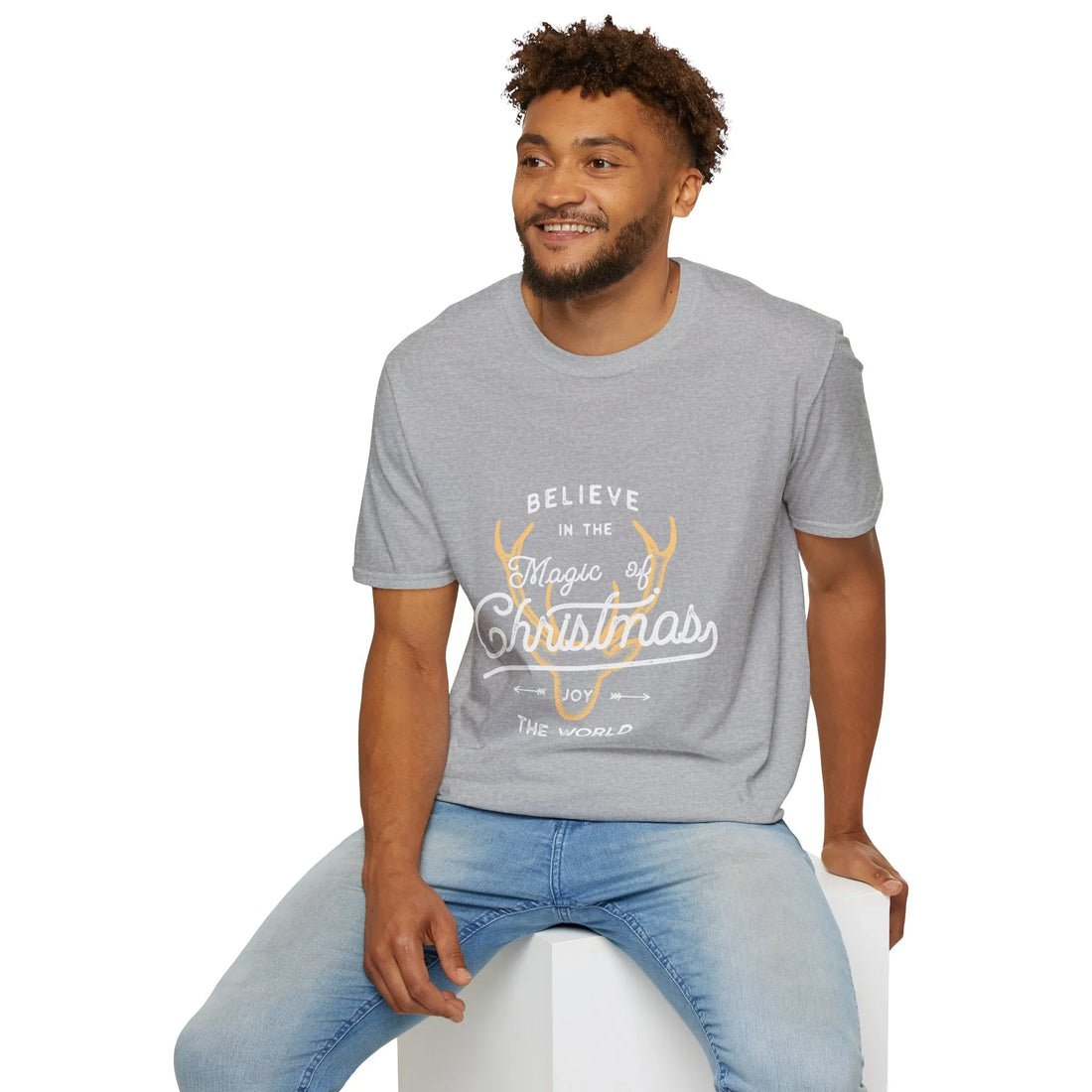 Believe In The Magic Of Christmas - Unisex T-Shirt